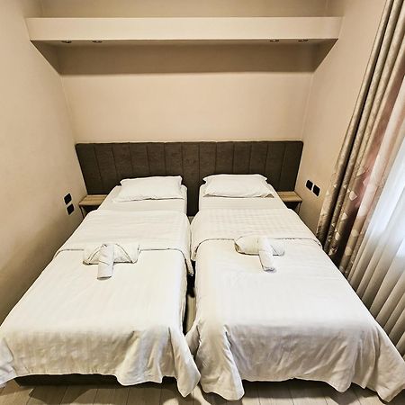 Sunflower Twin Room Tirana Exterior foto