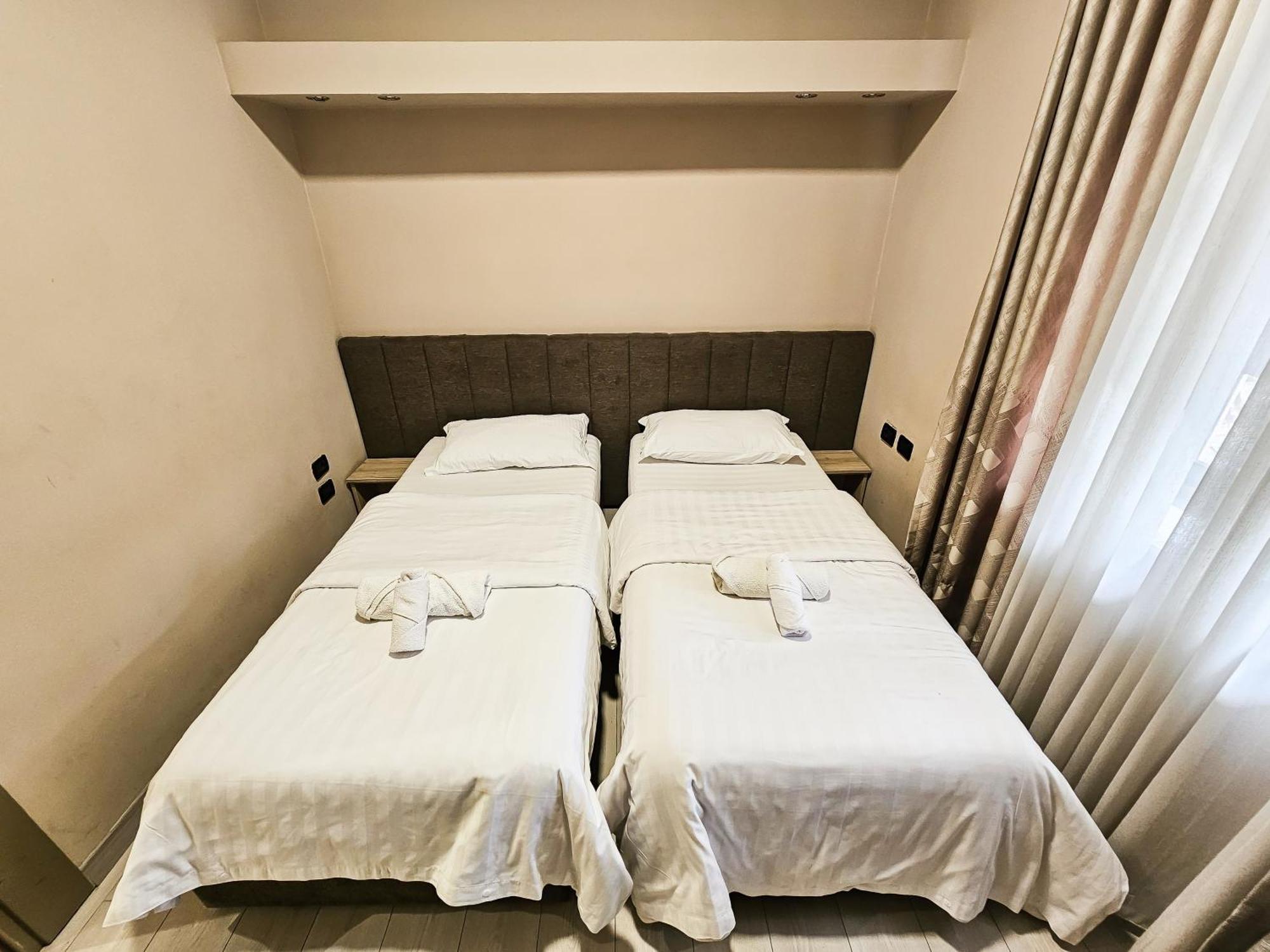 Sunflower Twin Room Tirana Exterior foto